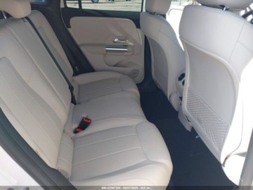 Mercedes GLA II 2024 Mercedes-Benz GLA 250 2024 2.0l 2.0 Benzyna 221KM, zdjęcie 12
