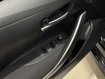 Toyota Corolla XII Sedan 1.5 VVT-i 125KM 2022 Toyota Corolla Comfort+STYLE+TECH / Kamera / ACC /, zdjęcie 18