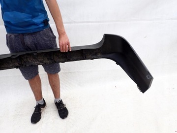 TOYOTA HIACE 04- NÁRAZNÍK ZADNÍ NÁHRADA