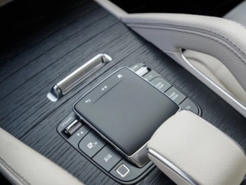 Mercedes GLS X167 SUV Facelifting 3.0 450d 367KM 2026 MERCEDES-BENZ GLS 450 d 4-MATIC AMG Line 3.0 (367KM) 2026, zdjęcie 12