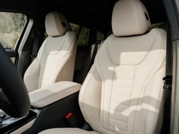 BMW X4 G02 SUV Facelifting 3.0 30d 286KM 2025 xDrive30d M Sport 3.0 (286 KM)|Hak holowniczy, elektryczny, zdjęcie 2