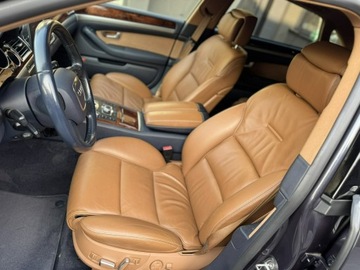 Audi A8 D3 Sedan 4.2 V8 335KM 2005 Audi A8 4.2MPI Quattro Long Mały przebieg, zdjęcie 11