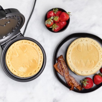 Вафельница «Бэтмен» КЕРАМИЧЕСКАЯ ЖАБА ПОДАРОК ​​МАЛЬЧИКУ 8, 9, 10, 11 ЛЕТ