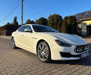 Maserati Ghibli III Sedan 3.0 V6 410KM 2018 Maserati Ghibli S, stan idealny 3.0 Benzyna 410KM
