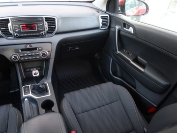 Kia Sportage IV SUV 1.6 GDI 132KM 2016 Kia Sportage 1.6 GDI, Salon Polska, Serwis ASO, zdjęcie 7