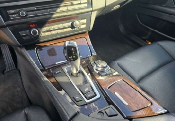 BMW Seria 5 F10-F11 2011 BMW Seria 5 serwis do konca potwierdzeni przebiegu 2 kluczyki 2.0 Diesel, zdjęcie 27