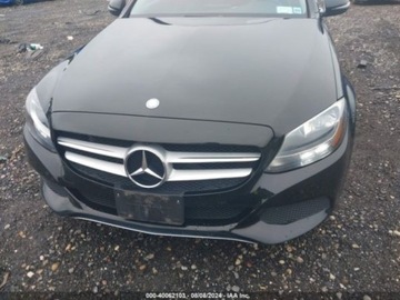 Mercedes Klasa C W205 2017 Mercedes-Benz Klasa C 2017 Mercedes-Benz C-Class C 300 4MATIC Sedan with L, zdjęcie 5