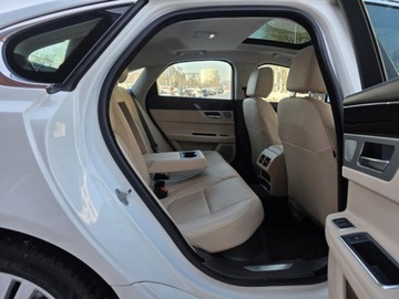 Jaguar XF II Sedan 3.0 V6 340KM 2017 JAGUAR XF V6 3.0l benzyna 340KM Bezwypadkowy Pedantycznie zadbany, zdjęcie 31