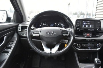 Hyundai i30 III Wagon 1.0 T-GDi 120KM 2019 Hyundai i30 Salon PL T-GDi 120 KM Combi Classic Business Klima Bezwypadkowy, zdjęcie 11