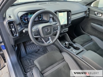 Volvo XC40 Crossover Facelifting 2.0 B3 163KM 2023 Volvo XC 40 PL Salon Core/Plus B3 163KM ACC BLIS M, zdjęcie 11