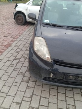 DAIHATSU SIRION II SVĚTLO PRAVÁ PŘEDNÍ