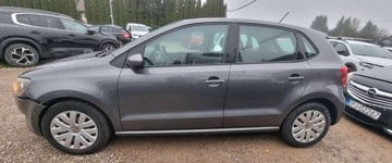 Volkswagen Polo V Hatchback 5d 1.6 TDI-CR DPF 90KM 2011 Volkswagen Polo 122011r, 1.6 TDI. Lekko uszkodzony przod. Jezdzi. 1.6, zdjęcie 16