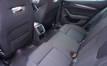 Skoda Octavia IV Liftback 1.5 TSI EVO 150KM 2021 Skoda Octavia eTSI Liftback Style Dynamic 1.5 Benzyna 150KM, zdjęcie 16