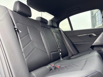 BMW Seria 5 G90-91 Touring 2.0 520d 197KM 2025 BMW 520 BMW 520 M Pakiet,M Pro,komfort,IconicGlow,, zdjęcie 16