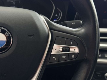 BMW Seria 3 G20-G21 Limuzyna 2.0 318i 156KM 2022 BMW Seria 3 318i Advantage Kamera cofania LED 3 stref. klimatyzacja, zdjęcie 21