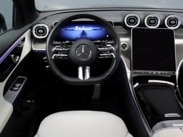 Mercedes GLC C254/X254 Coupe 2.0 220d 197KM 2026 GLC Coupe 220 d 4-Matic AMG Line 2.0 (197KM) 2026, zdjęcie 6