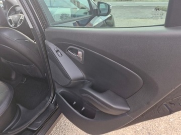 Hyundai ix35 SUV Facelifting 1.6 GDI 135KM 2015 Hyundai ix35 Piekny 1.6 b z Niemiec ful opcja 100 bezwypadkowy zarejestrow, zdjęcie 26