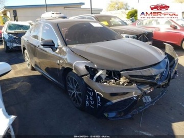 Toyota Camry IX 2024 Toyota Camry SE, od ubezpieczalni 2.5 Hybryda 203KM