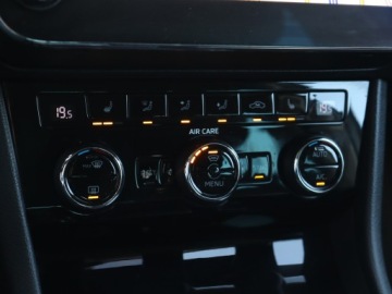 Skoda Superb III Kombi 2.0 TDI 190KM 2017 Skoda Superb 2.0 TDI, Salon Polska, 187 KM, Navi, zdjęcie 17