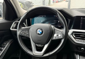 BMW Seria 3 G20-G21 Touring 2.0 320d 190KM 2022 BMW Seria 3 320d xDrive Luxury Line Hak Display Key Panorama Webasto 2.0, zdjęcie 16