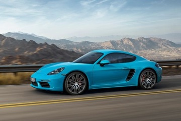 SKLO (OKNO) TÓNOVANÁ PORSCHE 718 CAYMAN KAMERA