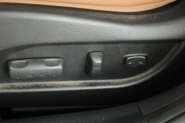 Hyundai i40 Kombi Facelifting 1.7 CRDi 141KM 2015 Hyundai i40 1.7 CRDi, Automat, Skóra, Navi, Xenon, zdjęcie 8