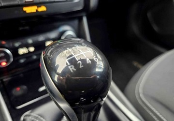 Infiniti Q30 1.6T 122KM 2016 Infiniti Q30 Infiniti Q30 1.6t Premium 1.6 Benzyna 122KM, zdjęcie 31