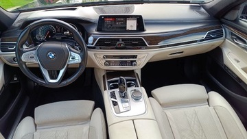 BMW Seria 7 G11-G12 Sedan 750i 450KM 2017 BMW Seria 7 750 Li 4.4 V8 xDrive Najbogatsze Wyposazenie VAT 23 4.4 450KM, zdjęcie 25