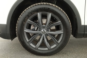 Volkswagen Tiguan Allspace SUV Facelifting 1.5 TSI EVO 150KM 2023 VW Tiguan Allspace 1.5 TSI, Salon Polska, zdjęcie 11