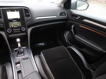 Renault Megane IV Grandtour 1.3 TCe 160 FAP 159KM 2019 Renault Megane 1.3 TCe, Salon Polska, zdjęcie 7