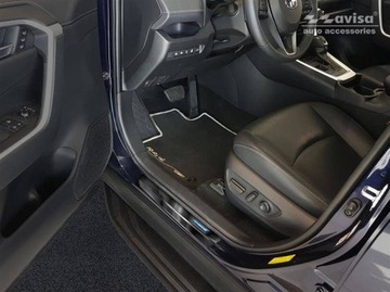 Накладки на пороги Toyota Rav4 5 (Черный)