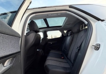 Peugeot 3008 II Crossover 1.6 BlueHDi 120KM 2018 Peugeot 3008 Gt Line 1.6 Disel pamoramiczny dach 1.6 Diesel 120KM, zdjęcie 12