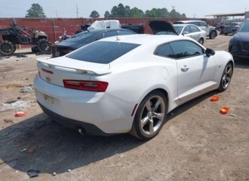 Chevrolet Camaro VI Coupe 6.2 455KM 2016 Chevrolet Camaro 2016, 6.2L, SS, po gradobiciu, zdjęcie 3