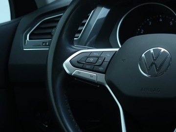Volkswagen Tiguan II SUV Facelifting 1.5 TSI 150KM 2022 VW Tiguan 1.5 TSI, Salon Polska, 1. Właściciel, zdjęcie 18
