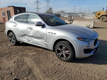 Maserati Levante 2017 Maserati Levante Sport 2017 3.0l 3.0 Benzyna 345KM, zdjęcie 4