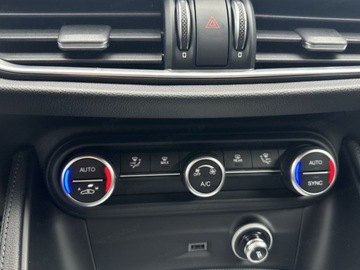 Alfa Romeo Stelvio SUV Facelifting 2023 2.0 GME Turbo 280KM 2025 ALFA ROMEO Stelvio Turbo Sprint Q4 Suv 2.0 (200KM) 2025, zdjęcie 8