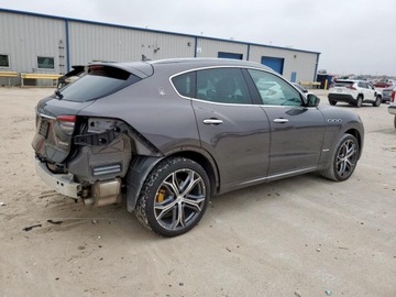 Maserati Levante 2021 Maserati Levante Luxury 2021 3.0l 3.0 Benzyna 345KM, zdjęcie 3