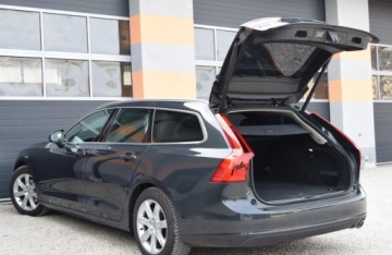 Volvo V90 II Kombi 2.0 D3 150KM 2019 Volvo V90 2.0 D Manual Kamera Virtual Skora Navi Ledy Blis 2.0 Diesel, zdjęcie 16