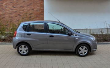 Chevrolet Aveo T250 Hatchback 5d 1.2 DOHC 84KM 2011 Chevrolet Aveo Salon PL Bezwypadkowy Lift 20112012 r. 1.2 Benzyna 84KM, zdjęcie 4