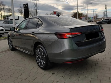 Skoda Superb IV Liftback 2.0 TSI 265KM 2025 SKODA Superb Sportline 2.0 TSI DSG 4x4 Sedan 265KM 2025, zdjęcie 2