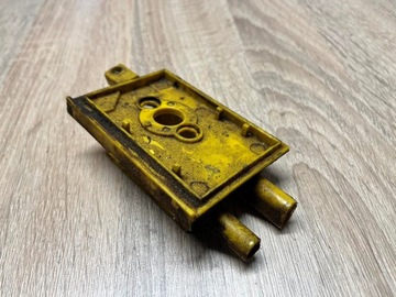 MCCULLOCH DAYTONA 1000 КОРПУС БАЗОВОЙ КРЫШКИ