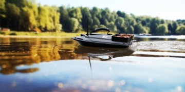 LODŹ ПРИМАНКА ЛОДКА РЫБАЛОЧНАЯ ПРИМАНКА ЧЕРНАЯ