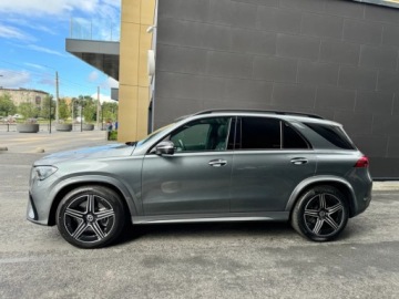 Mercedes GLE V167 SUV Facelifting 2.0 300d 269KM 2025 MERCEDES-BENZ GLE 300 d 4-Matic AMG Line 2.0 (269KM) 2025, zdjęcie 2
