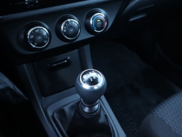 Toyota Corolla X Sedan Facelifting 1.6 Valvematic 132KM 2014 Toyota Corolla 1.6 Valvematic, Salon Polska, zdjęcie 12