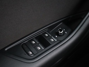 Audi A4 B9 Limousine Facelifting 2.0 35 TFSI 150KM 2023 Audi A4 35 TFSI, Salon Polska, 1. Właściciel, zdjęcie 17