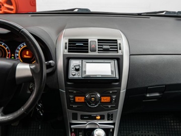 Toyota Corolla X Sedan Facelifting 1.6 Valvematic 132KM 2012 TOYOTA Corolla 1.6 Premium Sedan 132KM 2012, zdjęcie 12