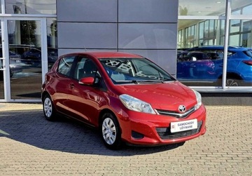 Toyota Yaris III Hatchback 5d 1.0 VVT-i 69KM 2013 Toyota Yaris 1.0 PB 69KM Life Salon PL Serwis ASO Gwarancja Benzyna 69KM, zdjęcie 3