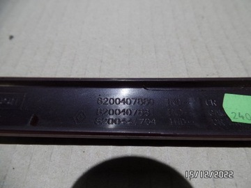LIŠTA KONZOLA LEVÝ DEKORACE CLIO III 8200407880