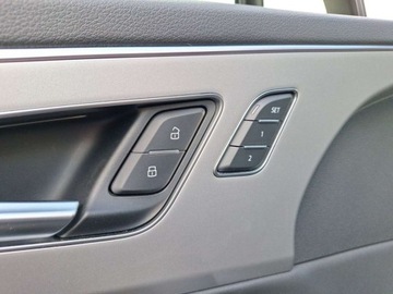 Audi Q7 II SUV Facelifting  3.0 55 TFSI 340KM 2022 Audi Q7 BangOlufsen, wentylacja foteli, Ambiente, adaptacyjny tempomat 3.0, zdjęcie 15