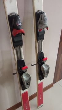 Лыжи DYNASTAR 170см с креплениями